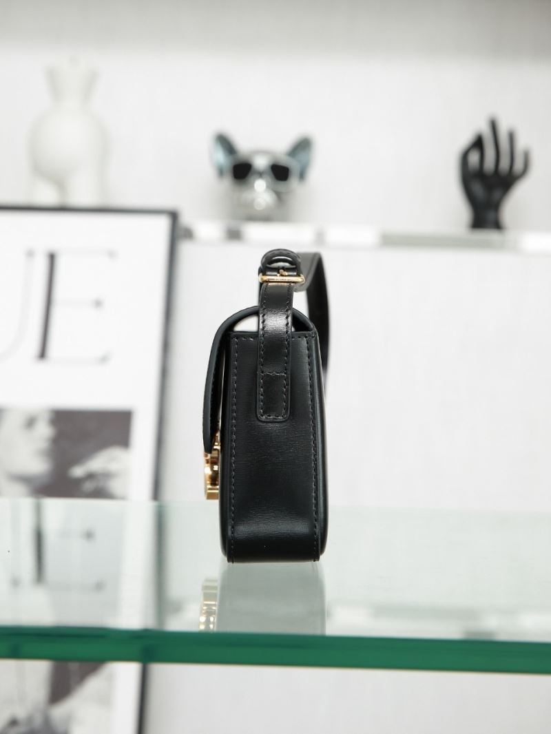 Ce1i*e triomphe bags